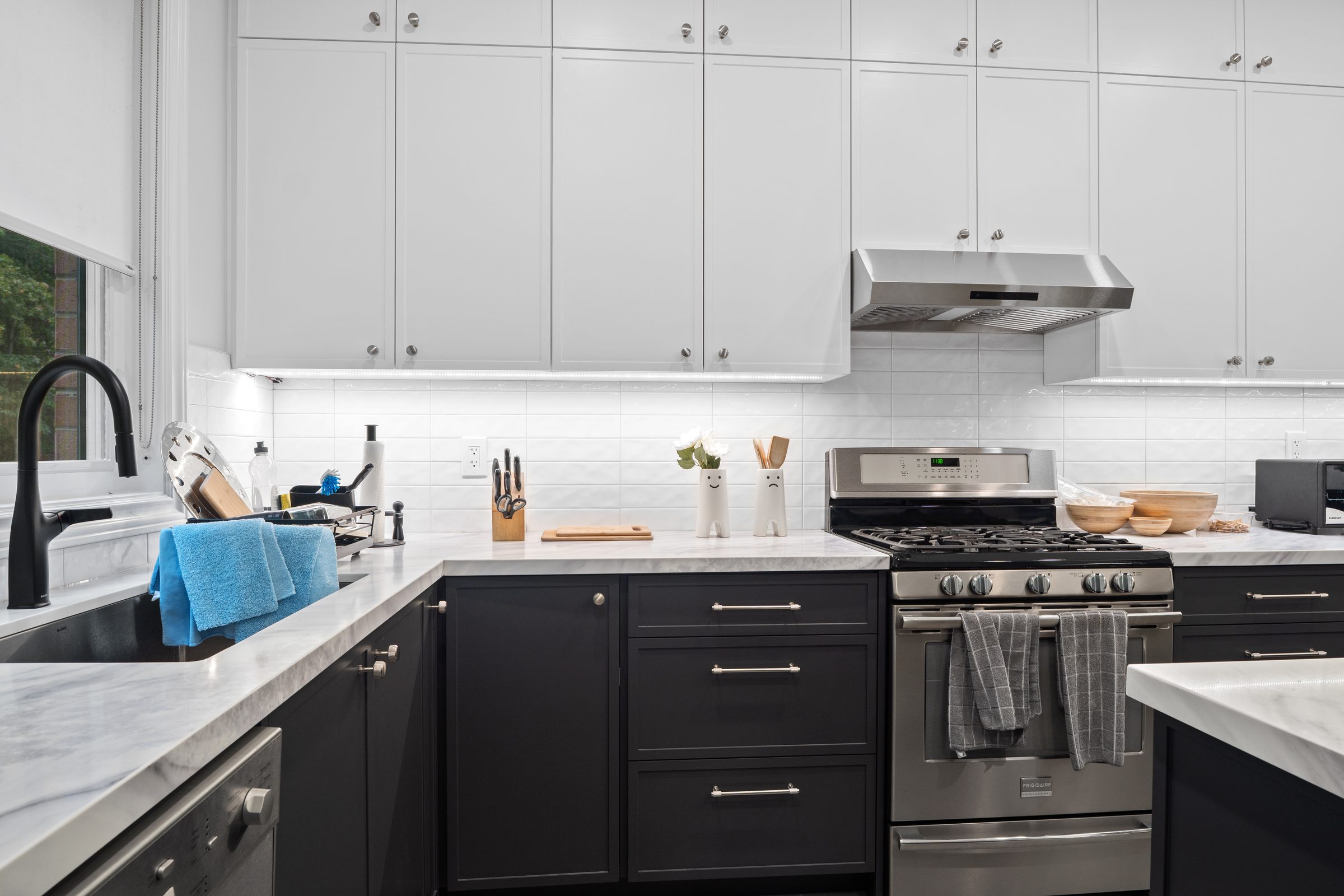 Couture Gardens — Kitchen Renovation in Thornhill, ON, photo 5