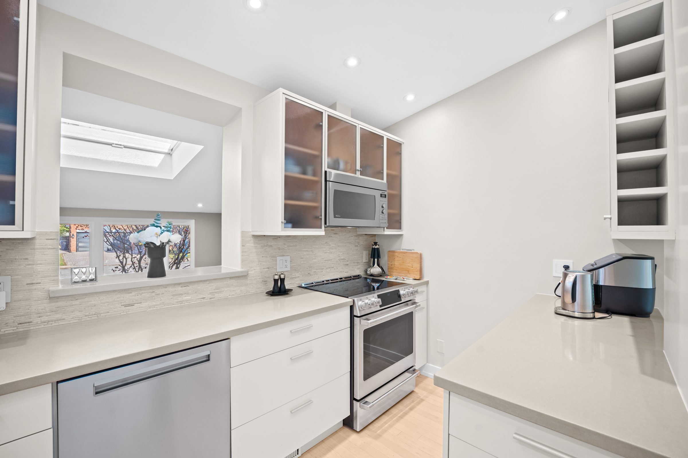 Grangemill Crescent — Kitchen Renovation in Toronto, ON, photo 7